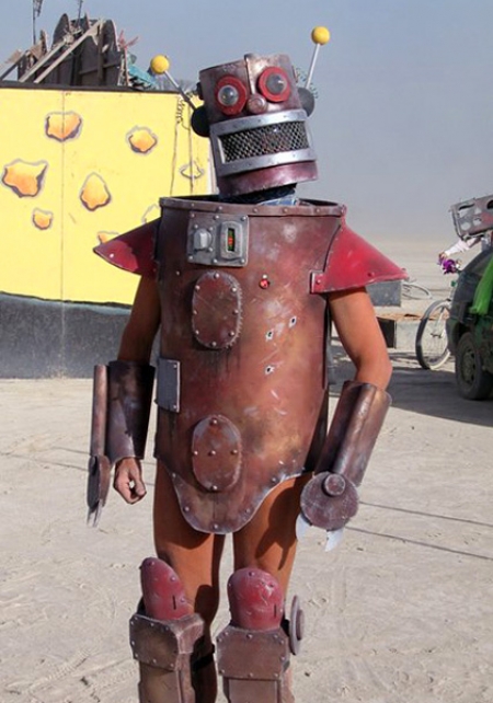 079-robot-man-2004.jpg